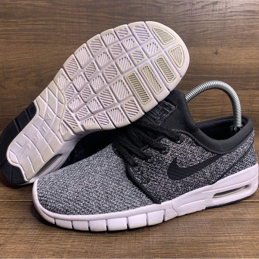 Nike SB Stefan Janoski Max Mens Size 6 Gray Athletic Running Shoes 631303-102